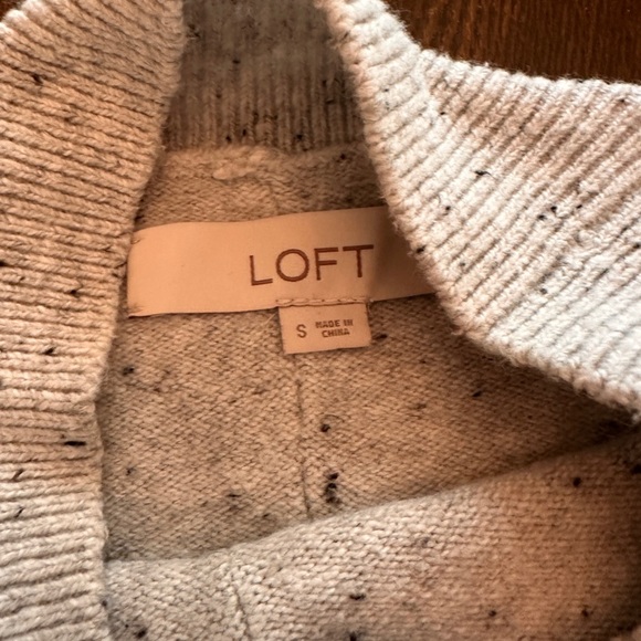 LOFT women’s  Small Grey Speckled Knit Pullover poncho - Picture 6 of 7